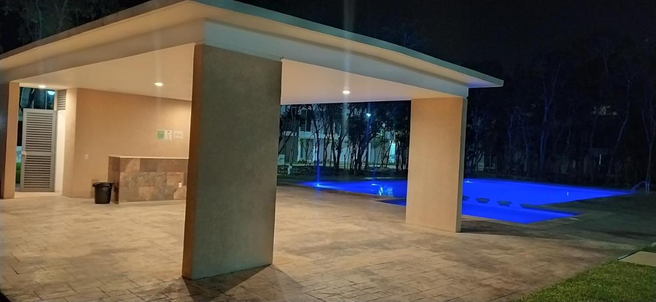 Villa La Ceiba Playa del Carmen Esterno foto